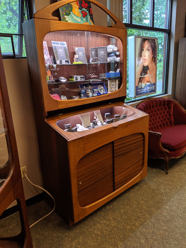 Jewelry Store «Pearce Jewelers», reviews and photos, 41 Glen Rd, West Lebanon, NH 03784, USA
