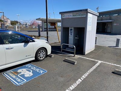 EV充電スタンド