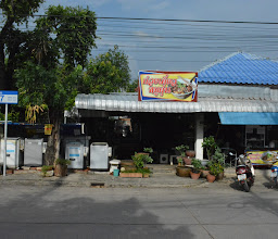 ก๋วยเตี๋ยวเนื้อตุ๋น-หมูตุ๋น photo