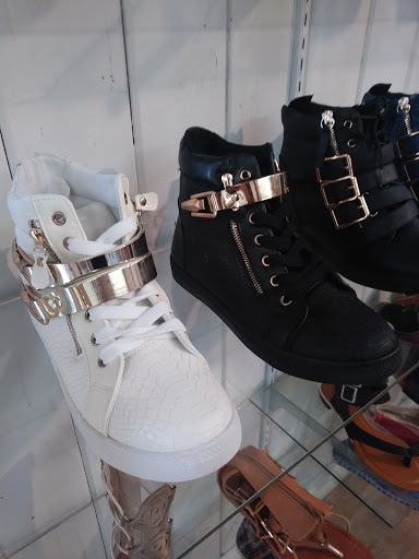 Shoe Store «Sobe Shoe Box», reviews and photos, 1600 Washington Ave, Miami Beach, FL 33139, USA