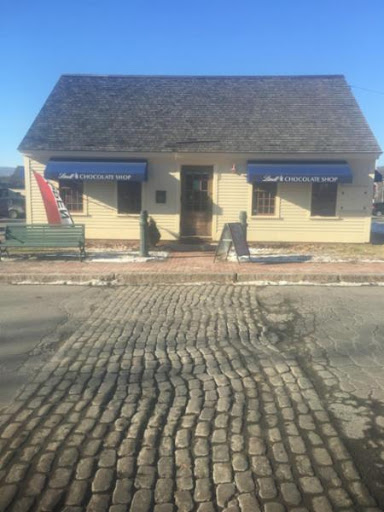 Chocolate Shop «Lindt», reviews and photos, 8 Glen Rd, West Lebanon, NH 03784, USA