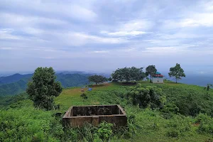 Marayon Thong "Maha Manikya Hill" image