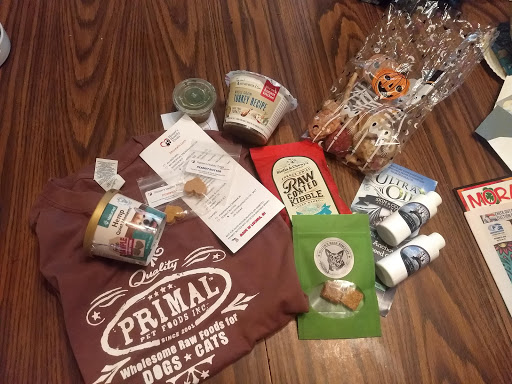 Pet Supply Store «Premier Pet Supply», reviews and photos, 63 W Auburn Rd, Rochester Hills, MI 48307, USA