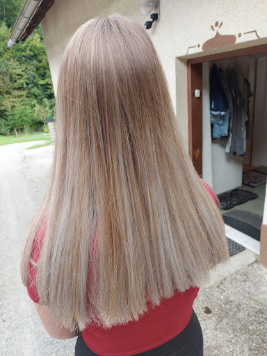 Hoar Schneidarei by Sandra Schagerl In Frankenfels