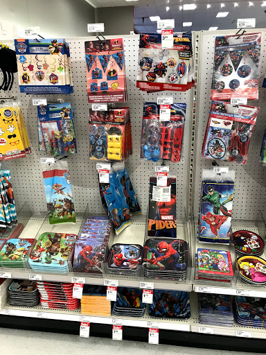 Department Store «Target», reviews and photos, 15300 Grove Circle North, Maple Grove, MN 55369, USA