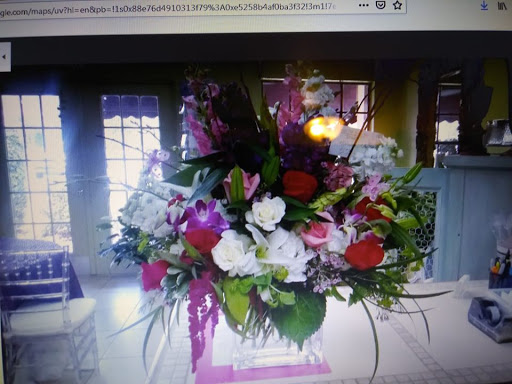 Florist «Country Club Flower Shop», reviews and photos, 820 W Lake Mary Blvd #101, Sanford, FL 32773, USA