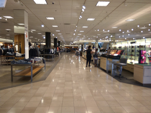 Department Store «Nordstrom Montgomery Mall», reviews and photos, 7111 Democracy Blvd, Bethesda, MD 20817, USA
