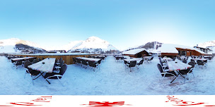 Photo n°56 de Sun Bar à Val-d'Isère ()