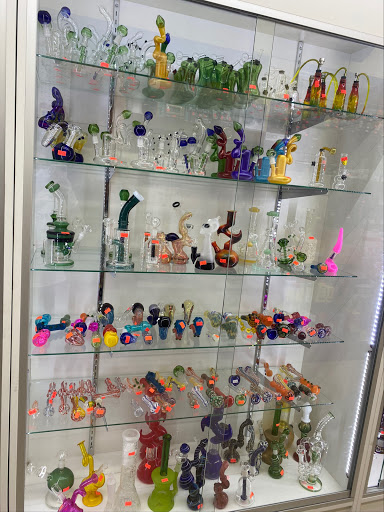 Tobacco Shop «Discount Smoke Tobacco & Beer», reviews and photos, 2387 S Cobb Dr SE B, Smyrna, GA 30080, USA