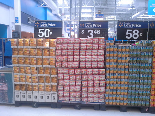 Department Store «Walmart Supercenter», reviews and photos, 2151 W Oaklawn Rd, Pleasanton, TX 78064, USA