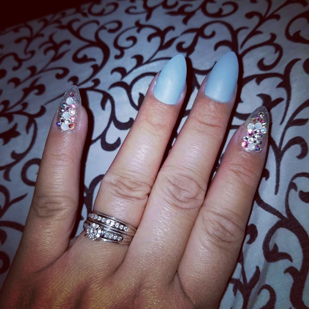 21 Nails 90250