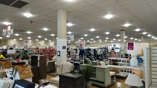 Department Store «HomeGoods», reviews and photos, 2718 Hylan Blvd, Staten Island, NY 10306, USA