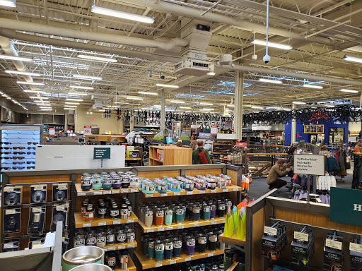 Camping Store «REI», reviews and photos, 8209 Watson St, McLean, VA 22102, USA