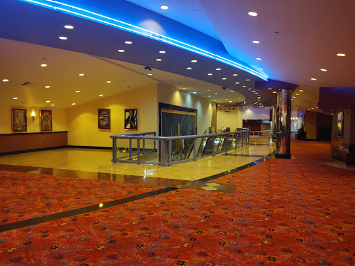 Movie Theater «Edwards Greenway Grand Palace 24 & RPX», reviews and photos, 3839 Weslayan St, Houston, TX 77027, USA