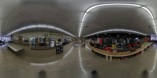 Discount Store «Discount Warehouse of Warsaw», reviews and photos, 510 E Market St, Warsaw, IN 46580, USA