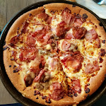 Photo n°2 de l'avis de Raiboh. fait le 06/05/2023 à 17:54 sur le restaurants Pizza Hut Stuttgart, Rotebühlplatz à Stuttgart