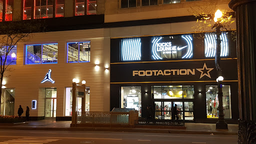 Shoe Store «Footaction», reviews and photos, 32 S State St, Chicago, IL 60603, USA