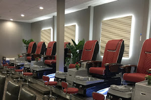 Versailles Nail Spa