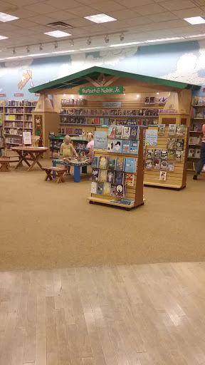 Book Store «Barnes & Noble», reviews and photos, 4300 N Fwy Rd, Pueblo, CO 81008, USA