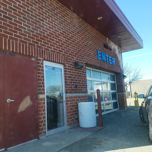 Car Wash «Auto Spa Hand Car Wash», reviews and photos, 6747 Touhy Ave, Niles, IL 60714, USA