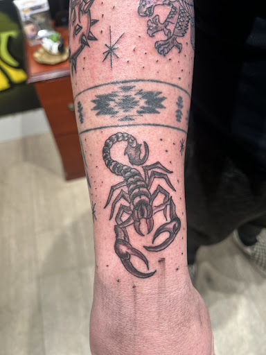 Explore neo traditional tattoo ideas, creative tattoo ideas in Spirit Lake, available at Castaway tattoo