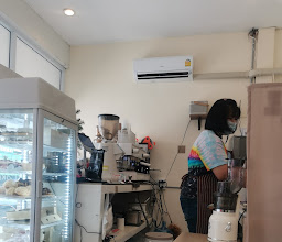 boba cafe and bake fac photo