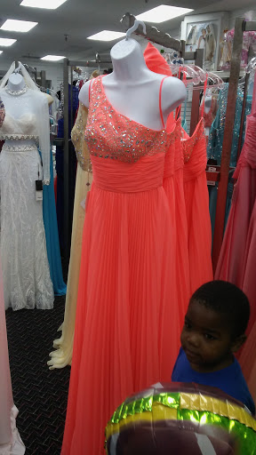 Shopping Mall «Marketplace Mall», reviews and photos, 2101 Peters Creek Pkwy, Winston-Salem, NC 27127, USA