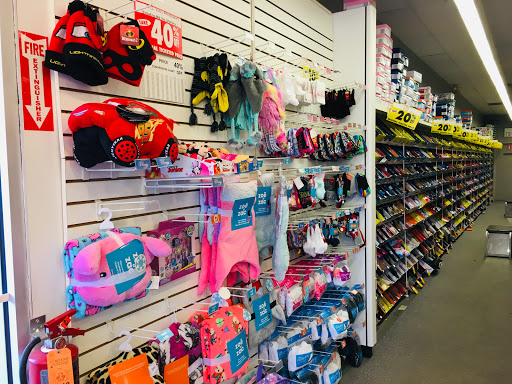 Shoe Store «Payless ShoeSource», reviews and photos, 2107 NJ-35, Holmdel, NJ 07733, USA