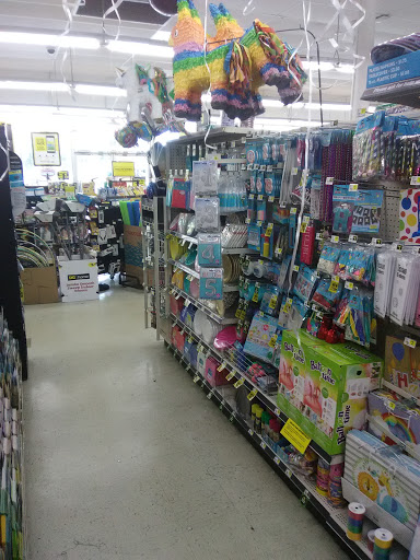 Shopping Mall «Village Square Shopping Center», reviews and photos, 2800 Recker Hwy, Winter Haven, FL 33880, USA