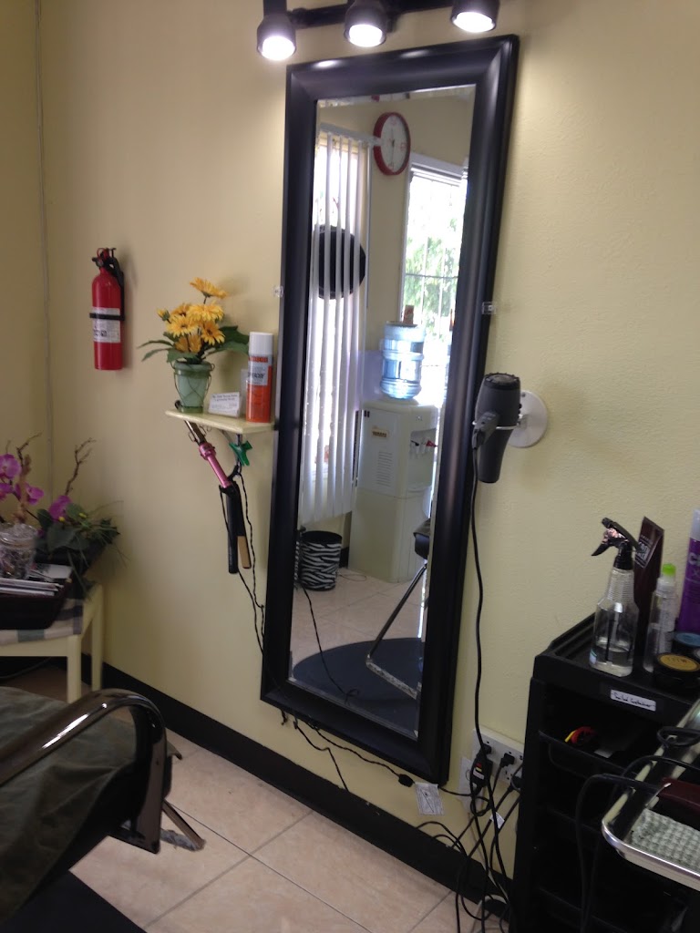 The Little Beauty Center 92843