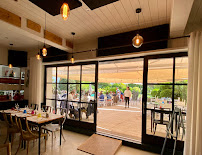 Atmosphère du La Villa - Restaurant Bar Lounge à Saint-Clément-des-Baleines - n°13