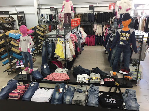 Department Store «Saks OFF 5TH», reviews and photos, 3885 Eagan Outlets Pkwy, Eagan, MN 55122, USA