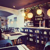 Atmosphère du Restaurant Le cheval Blanc Resto Bistrot - Bar à Argentré-du-Plessis - n°10