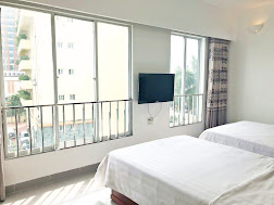 White Palace 2