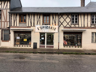 L’épicerie d’à côté à Mesnil-en-Ouche