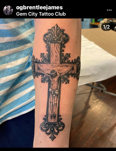 Tattoo Shop «Gem City Tattoo Club», reviews and photos, 436 E 5th St, Dayton, OH 45402, USA