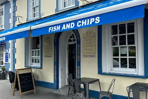 Fish & Chips Aberaeron Llond Plât image