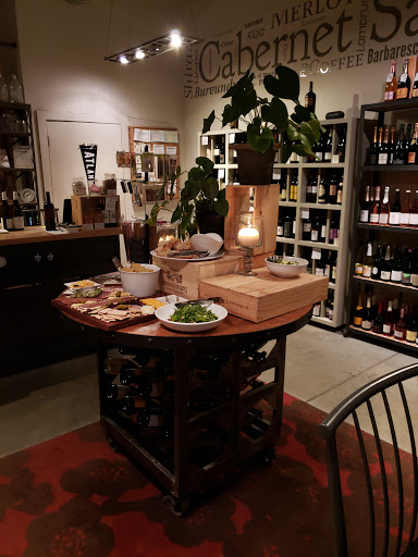 Wine Store «3 Parks Wine Shop», reviews and photos, 451 Bill Kennedy Way SE c, Atlanta, GA 30316, USA