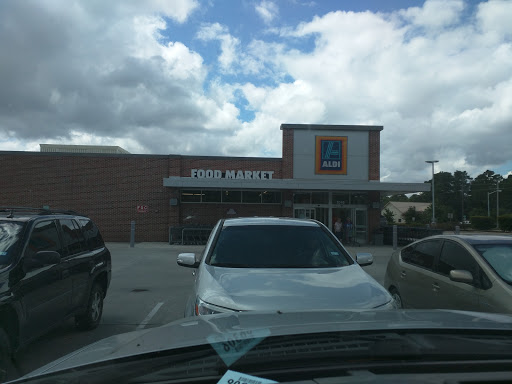 Supermarket «ALDI», reviews and photos, 2045 N Loop 336 W, Conroe, TX 77304, USA