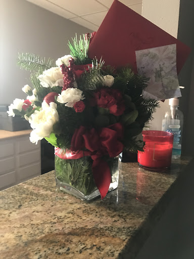 Florist «Ron & Alicia Robinson Florist», reviews and photos, 1610 S Grand Ave, Glendora, CA 91740, USA