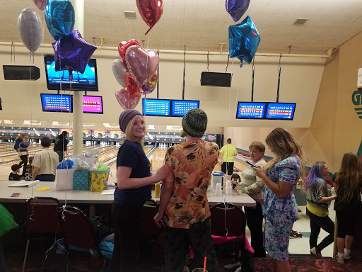 Restaurant «Glacier Lanes Restaurant & Lounge», reviews and photos, 9630 Evergreen Way, Everett, WA 98204, USA