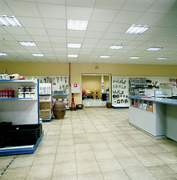Almacén Grupo Leioa Saneamientos y Construcción
