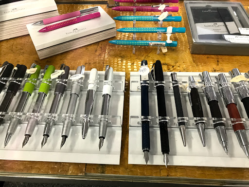 Art Supply Store «Sam Flax Orlando», reviews and photos, 1800 E Colonial Dr, Orlando, FL 32803, USA