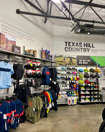 Bicycle Store «Bike Barn - Atascocita», reviews and photos, 7506 Farm to Market Road 1960, Atascocita, TX 77345, USA