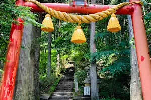 Ishiwari Jinja Shrine image