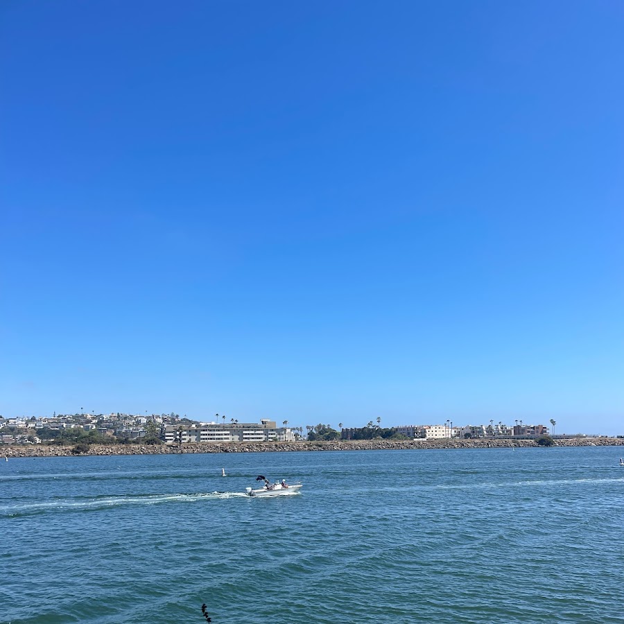 Marina del Rey Inlet Park