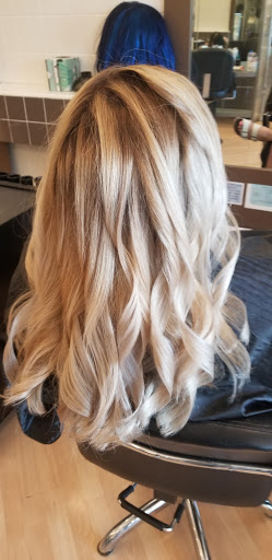 Beauty Salon «Extraordinaire Day Spa», reviews and photos, 4715 E Douglas Ave, Wichita, KS 67218, USA