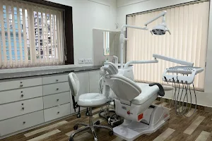 Lumina Dental and Esthetic Clinic image
