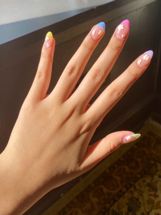 2Q Nails 60654