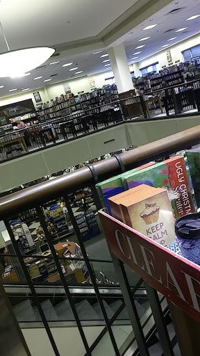 Book Store «Barnes & Noble», reviews and photos, 2051 N Federal Hwy, Fort Lauderdale, FL 33305, USA